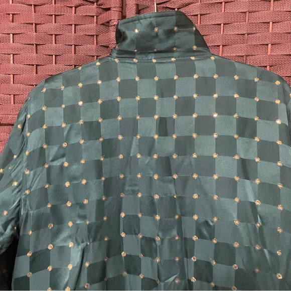 Vintage Mureli silk bomber jacket in green with gold details. - Picture 9 of 14